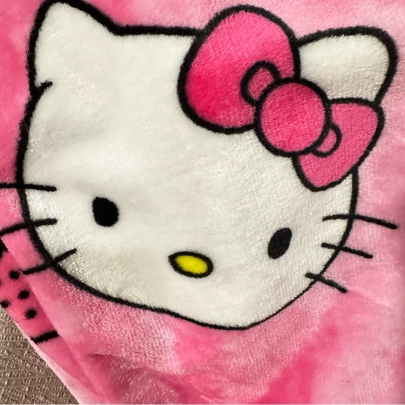 Hello Kitty Tie Dye Rainbow Pink Plush Silk Throw Blanket 50 x 70 inches - Picture 6 of 10